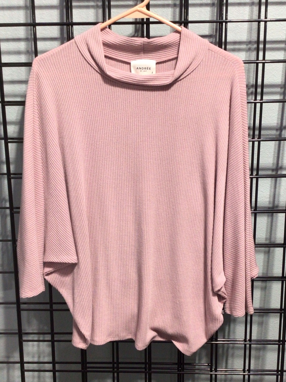 Andree by Unit Ribbed Dolman Top in Mauve Pink ~ NWOT